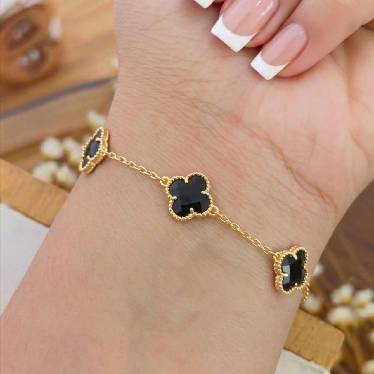 Pulseira Trevo preto
