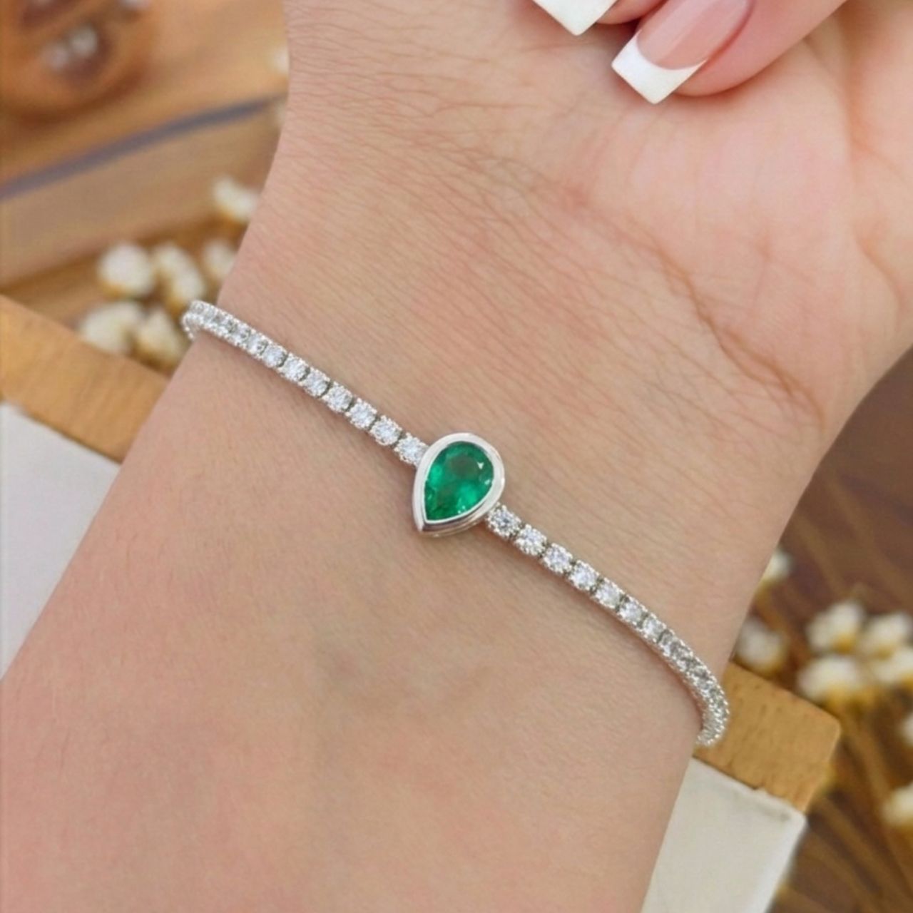 Pulseira Gota Strass